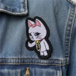 Parche Bordado Turbo Abuela – Dandadan (versión 2) (9 x 5 cm) - Imagen 2